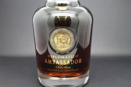 https://www.cave-dor.fr/wp-content/uploads/2017/10/rhum-diplomatico-ambassador.jpg